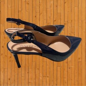 Navy Wayderns slingback heels sz 10 New